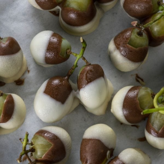 Picture of KGrapes (aka Shine Muscat Grapes)